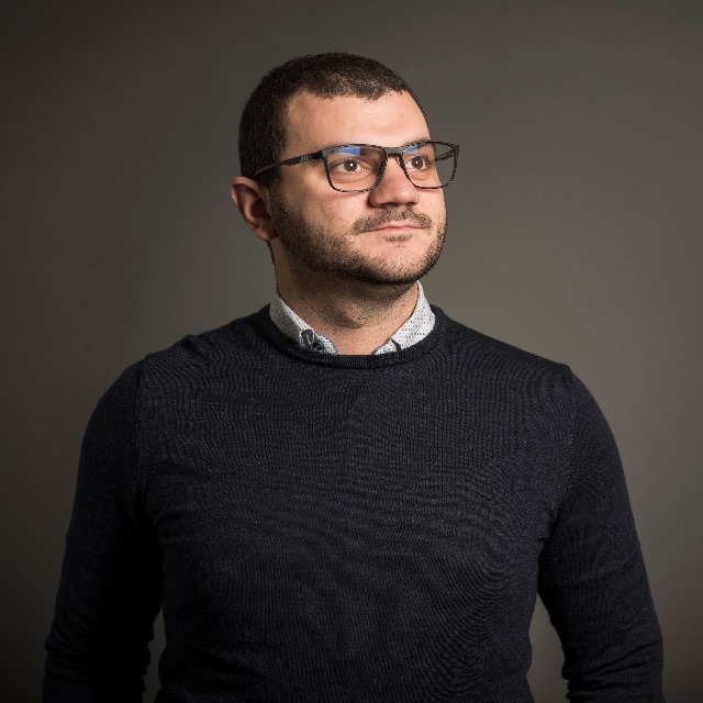 Andrea Tambone – бирен консултант в София